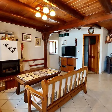 Ferienhaus Three Hearts Ágios Pétros