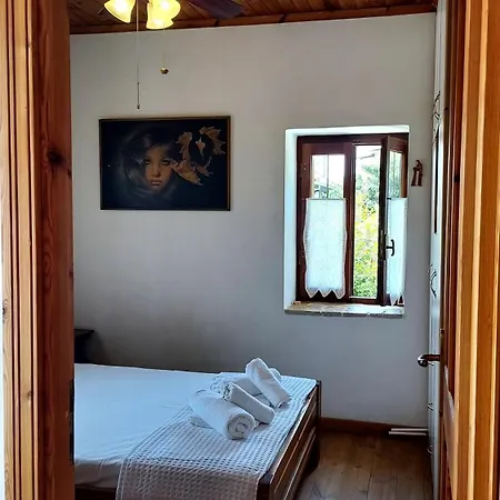 Three Hearts Feriehus Ágios Pétros